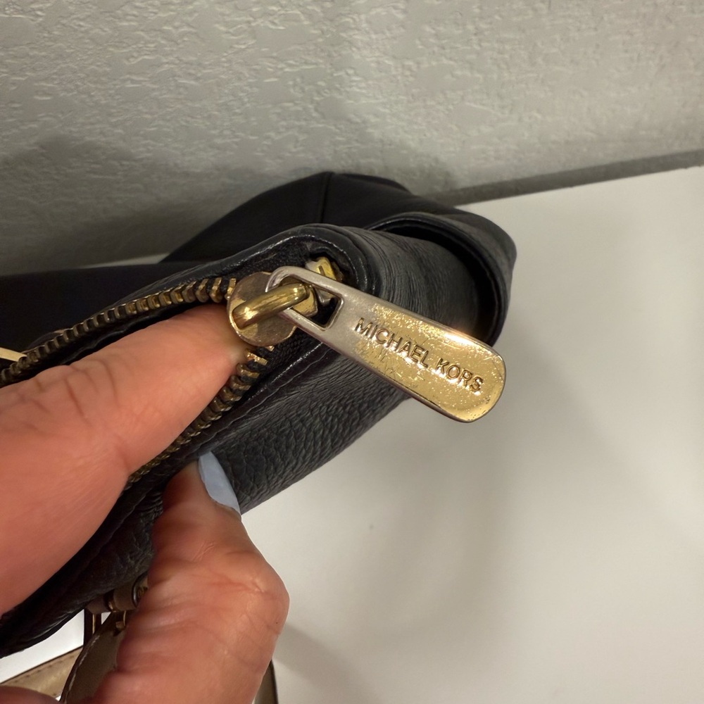 Michael Kors Black and Tan Leather Tote Bag - Picture 6 of 9